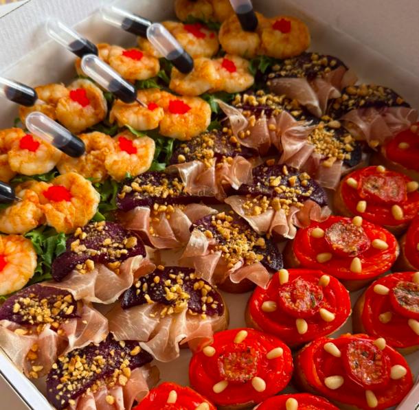 Бокс кростини "Царский" 36 шт